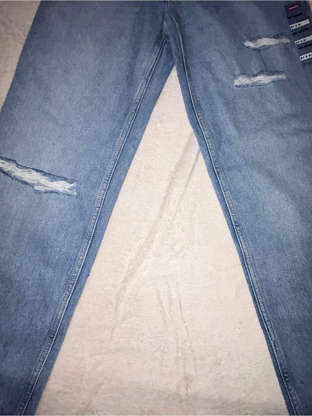 Levi's silver tap Light Blue Distressed Straight-Leg Jeans 27x31